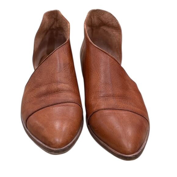 Free People Royale Flat In Luggage Brown - Picture 7 of 12